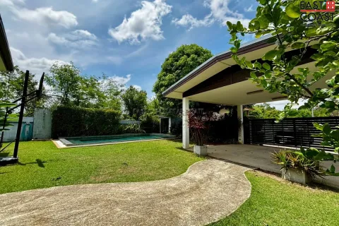 Casa de 3 dormitorios en Pattaya, Tailandia № 212517 - foto 4