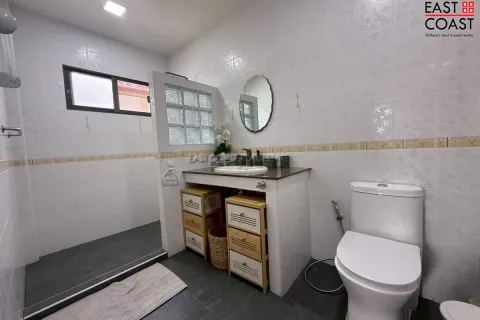 Casa de 3 dormitorios en Pattaya, Tailandia № 212519 - foto 22
