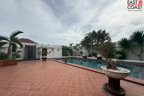 Casa de 3 dormitorios en Pattaya, Tailandia № 212519 - foto 17