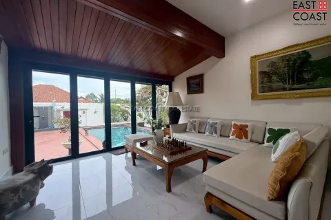 Casa de 3 dormitorios en Pattaya, Tailandia № 212519 - foto 13