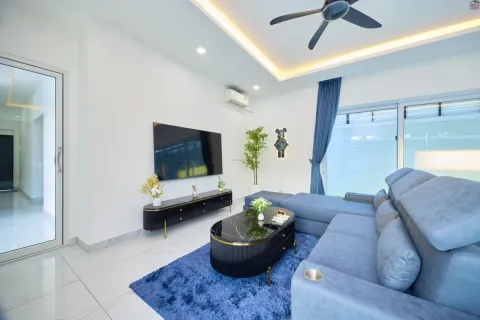 Casa de 3 dormitorios en Pattaya, Tailandia № 212514 - foto 11