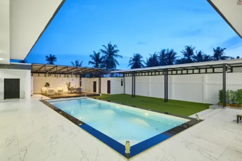 Casa de 3 dormitorios en Pattaya, Tailandia № 212514 - foto 10