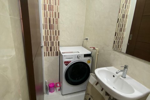 Condo in Phuket, Thailand, 2 bedrooms  № 167938 - photo 7