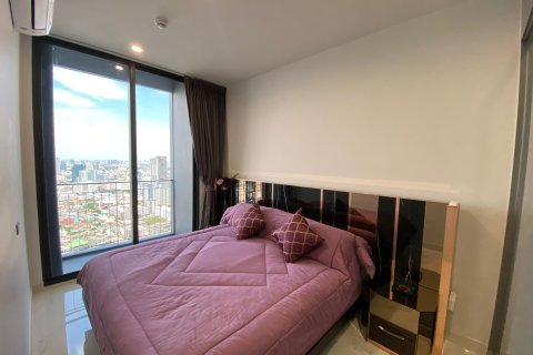 Condo à Phra Khanong, Bangkok, Thaïlande, 3 chambres  № 167937 - photo 4