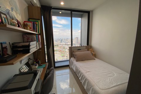 Condo à Phra Khanong, Bangkok, Thaïlande, 3 chambres  № 167937 - photo 5