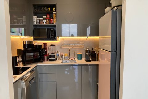 Condo à Phra Khanong, Bangkok, Thaïlande, 3 chambres  № 167937 - photo 2