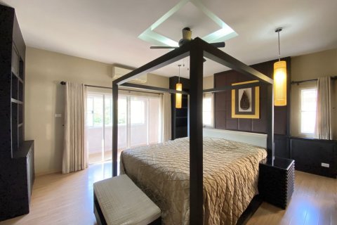 House in Chiang Mai, Thailand 4 bedrooms № 160116 - photo 29