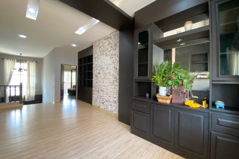 House in Chiang Mai, Thailand 4 bedrooms № 160116 - photo 24