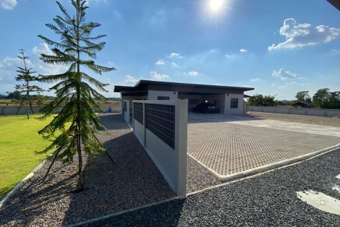 House in Chiang Mai, Thailand 4 bedrooms № 160119 - photo 30