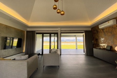 House in Chiang Mai, Thailand 4 bedrooms № 160119 - photo 3