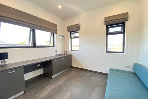 House in Chiang Mai, Thailand 4 bedrooms № 160119 - photo 17