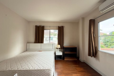 House in Chiang Mai, Thailand 3 bedrooms № 160118 - photo 27