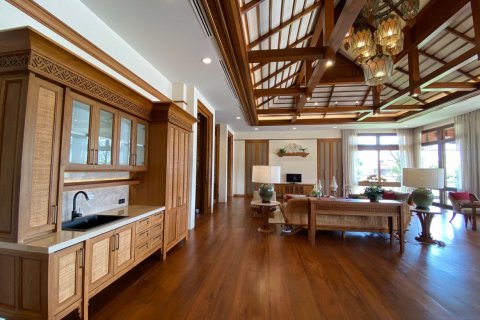 Дом в Чиангмае, Таиланд с 5 спальнями  № 160117 - фото 13