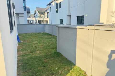 House in Bang Kaeo, Thailand 4 bedrooms № 157000 - photo 5