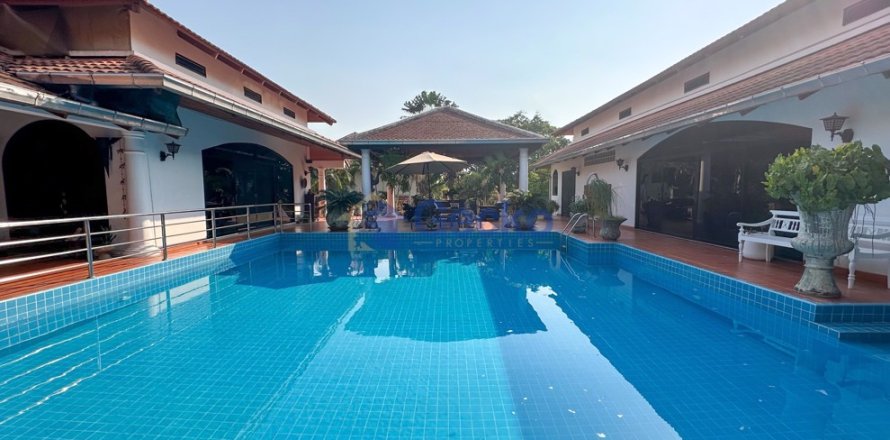 บ้านในพัทยา, ประเทศไทย 6 ห้องนอน № 196594