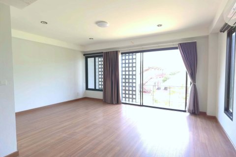 House in San Kamphaeng, Thailand 3 bedrooms № 164153 - photo 4