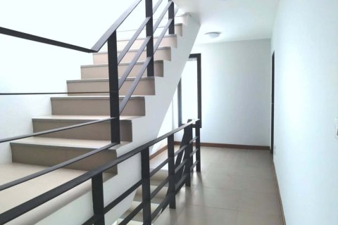 House in San Kamphaeng, Thailand 3 bedrooms № 164153 - photo 24