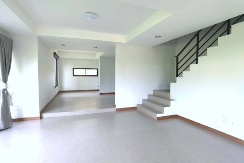 House in San Kamphaeng, Thailand 3 bedrooms № 164153 - photo 14