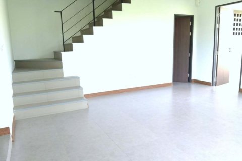 House in San Kamphaeng, Thailand 3 bedrooms № 164153 - photo 5