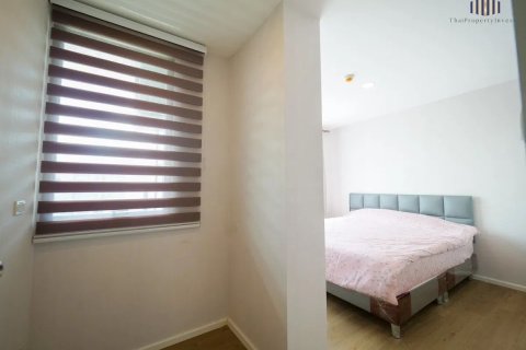 Condo à Pathum Thani, Thaïlande, 2 chambres  № 164158 - photo 13