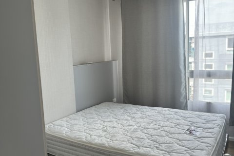 Condo à Pathum Thani, Thaïlande, 2 chambres  № 164158 - photo 17