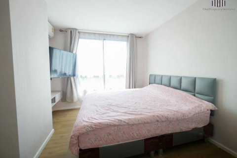 Condo à Pathum Thani, Thaïlande, 2 chambres  № 164158 - photo 3