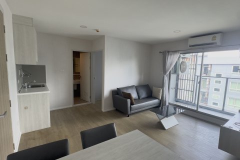 Condo à Pathum Thani, Thaïlande, 2 chambres  № 164158 - photo 2