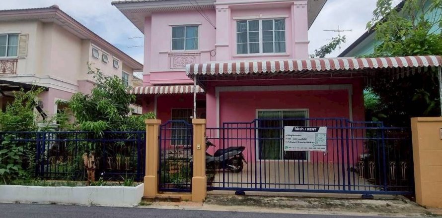 House in Sam Phran, Thailand 4 bedrooms № 152774