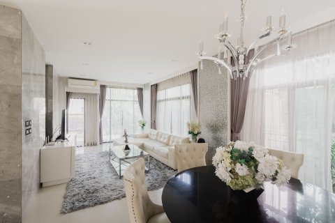 Дом в Нонтхабури, Таиланд с 5 спальнями  № 152771 - фото 6