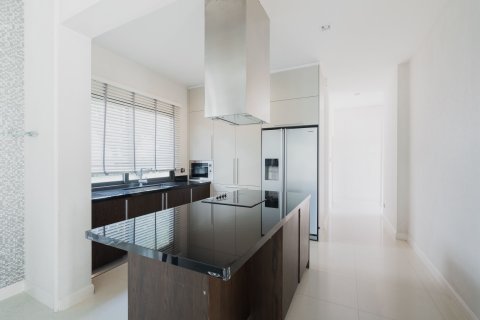 Дом в Нонтхабури, Таиланд с 5 спальнями  № 152771 - фото 8