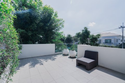 Дом в Нонтхабури, Таиланд с 5 спальнями  № 152771 - фото 3