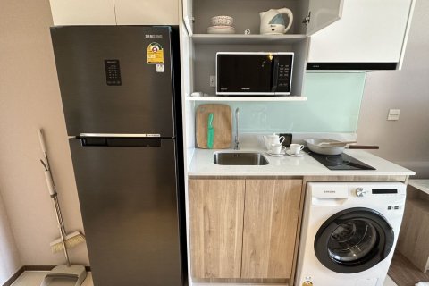 Студия в кондо в Паттайе, Таиланд № 152775 - фото 4