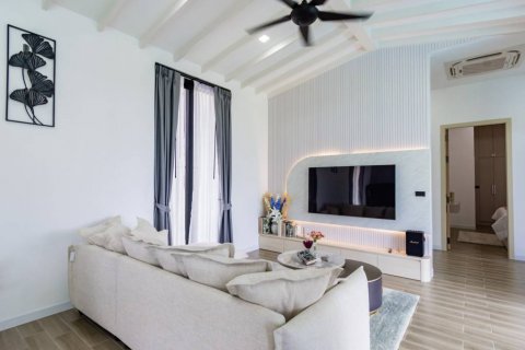 Villa in Hua Hin, Thailand 5 bedrooms № 114760 - photo 5