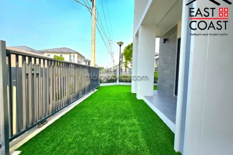 Casa de 3 dormitorios en Pattaya, Tailandia № 212896 - foto 6