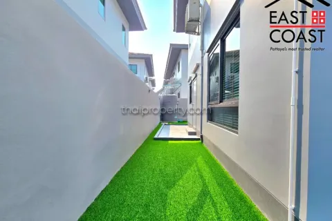 Casa de 3 dormitorios en Pattaya, Tailandia № 212896 - foto 9