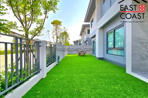 Casa de 3 dormitorios en Pattaya, Tailandia № 212896 - foto 7