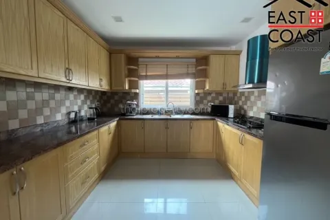 Casa de 2 dormitorios en Pattaya, Tailandia № 212895 - foto 4