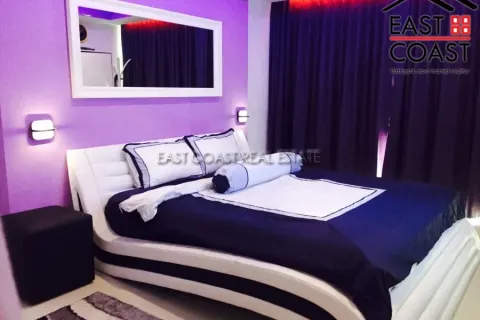 Condominio de 1 dormitorio en Pattaya, Tailandia № 212893 - foto 2