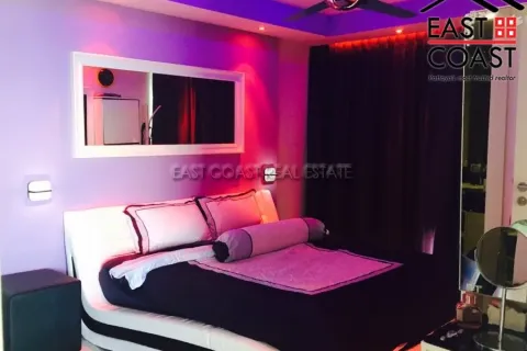 Condominio de 1 dormitorio en Pattaya, Tailandia № 212893 - foto 4