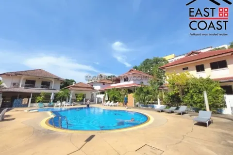 Casa de 3 dormitorios en Jomtien Beach, Pattaya, Tailandia № 212892 - foto 28