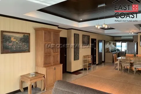 Condominio de 3 dormitorios en Pattaya, Tailandia № 212898 - foto 6