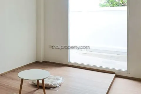 Casa de 6 dormitorios en Jomtien Beach, Pattaya, Tailandia № 212897 - foto 4
