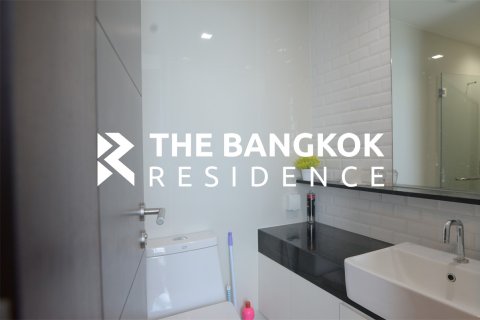 Condo in Bangkok, Thailand, 1 bedroom  № 185190 - photo 5