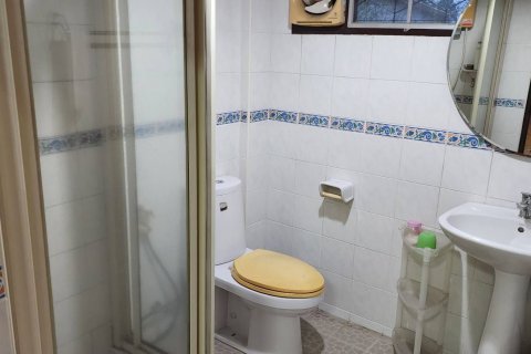 Таунхаус в Тхоене, Таиланд с 2 спальнями  № 141977 - фото 14