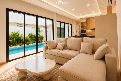 Apartment in Hua Hin, Thailand 3 bedrooms № 194767 - photo 11