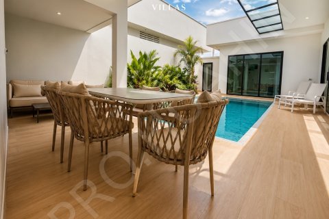 Apartment in Hua Hin, Thailand 3 bedrooms № 194767 - photo 8