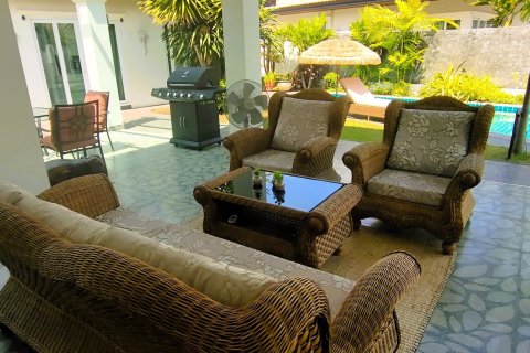 Вилла в Хуа Хине, Таиланд с 4 спальнями  № 149178 - фото 13