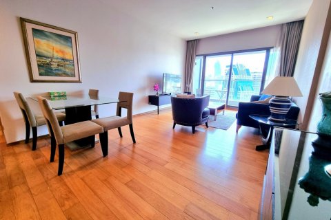 Кондоминиум с 2 спальнями в Бангкоке, Таиланд № 119138 - фото 2