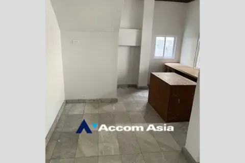Haus in Khlong Toei, Bangkok, Thailand 5 Schlafzimmer № 216999 - Foto 10