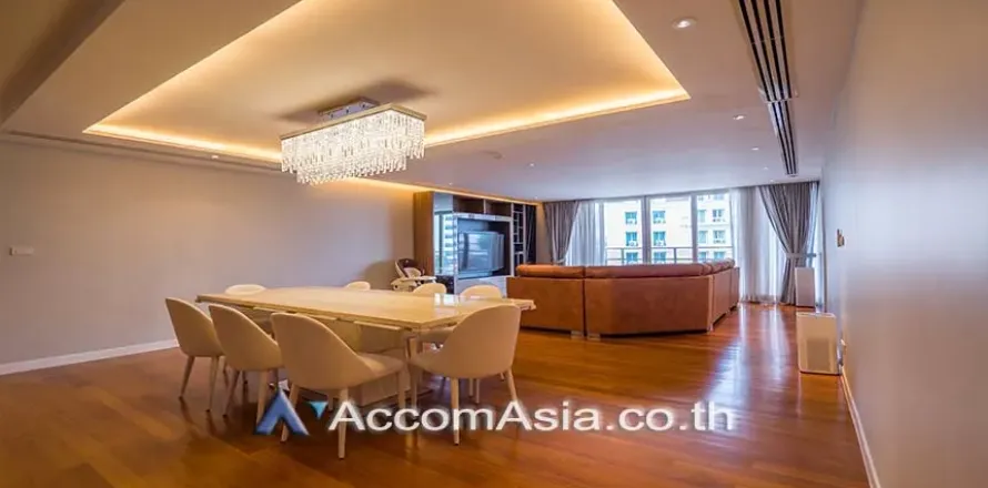 Eigentumswohnung in Watthana, Bangkok, Thailand, 3 Schlafzimmer  № 216998